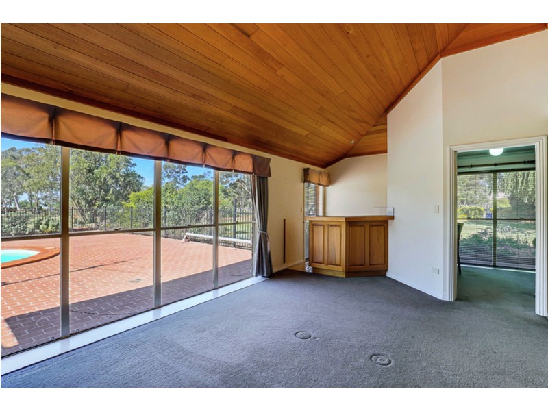 19 Dhal Street, Cotswold Hills QLD 4350