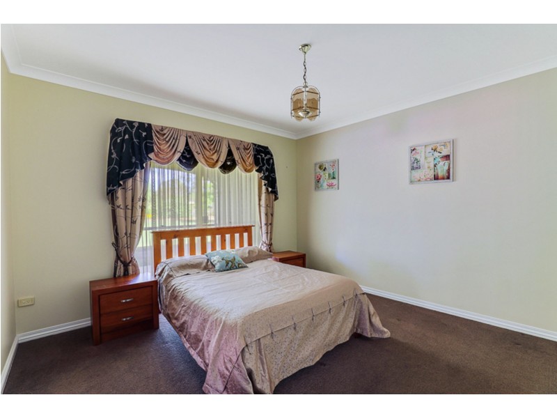 19 Dhal Street, Cotswold Hills QLD 4350