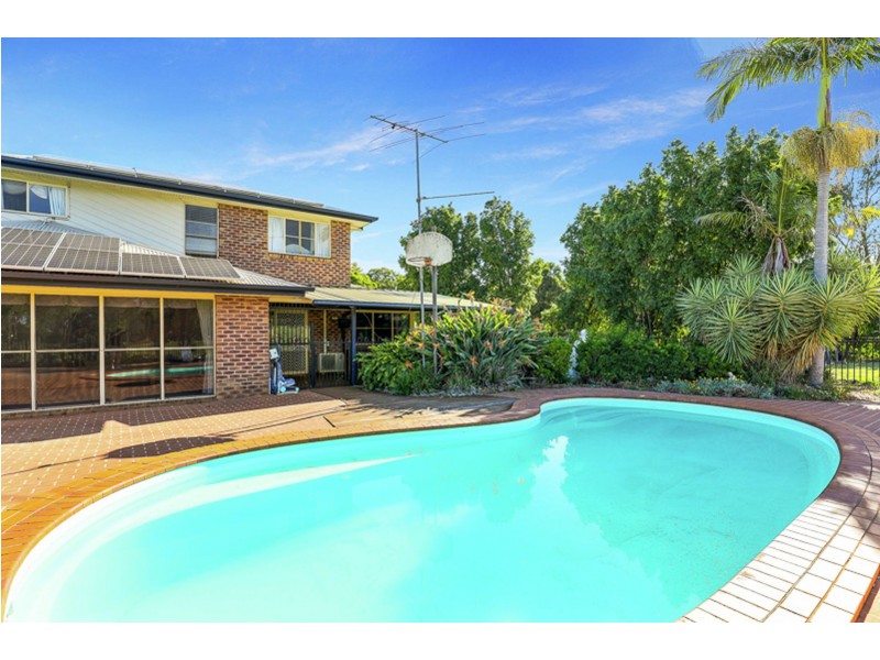 19 Dhal Street, Cotswold Hills QLD 4350