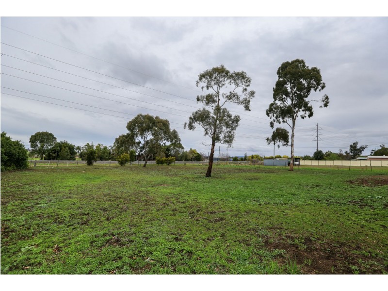 128 Main Street, Westbrook QLD 4350