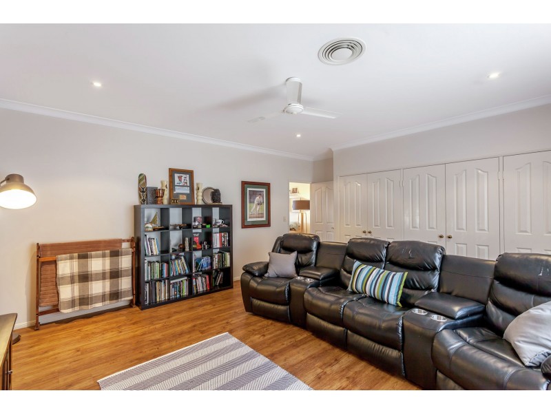 14 Edwin Street, Westbrook QLD 4350