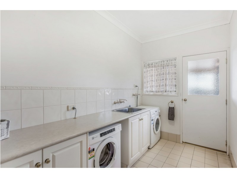 14 Edwin Street, Westbrook QLD 4350