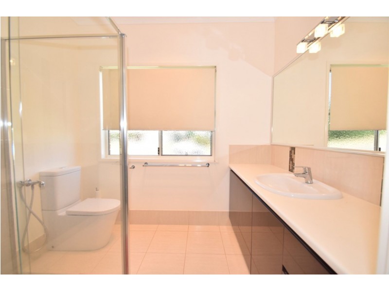 11 Kingfisher Street, Rangeville QLD 4350