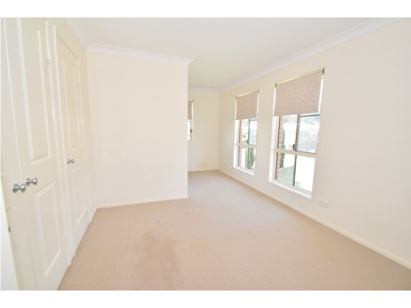 11 Kingfisher Street, Rangeville QLD 4350