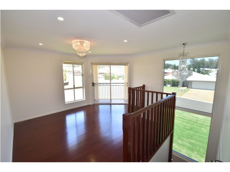 11 Kingfisher Street, Rangeville QLD 4350