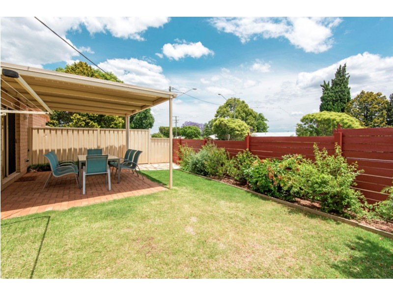 1/10 Cohoe Street, East Toowoomba QLD 4350