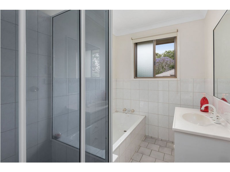 58 Hogg Street, Rockville QLD 4350