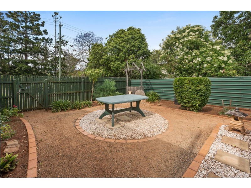58 Hogg Street, Rockville QLD 4350