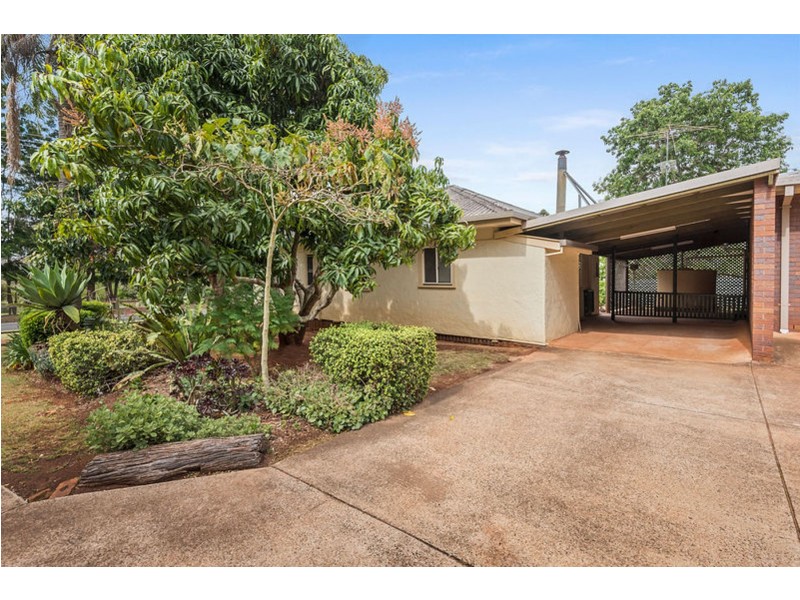 58 Hogg Street, Rockville QLD 4350