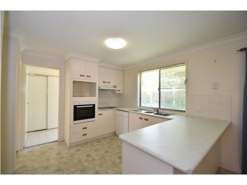 4 Radiata Court, Darling Heights QLD 4350