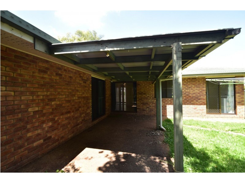 4 Radiata Court, Darling Heights QLD 4350