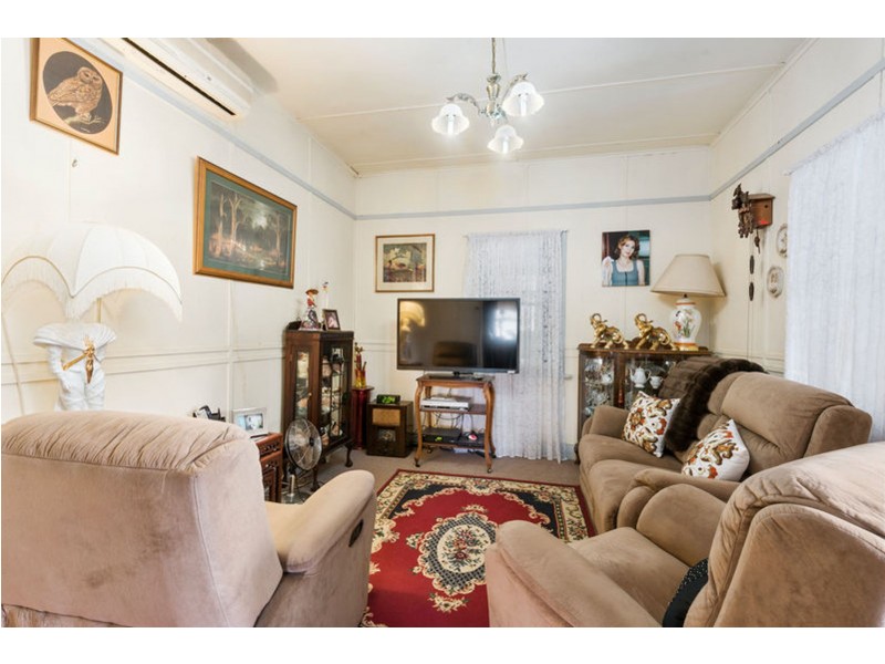 141 Mocatta Street, Goombungee QLD 4354