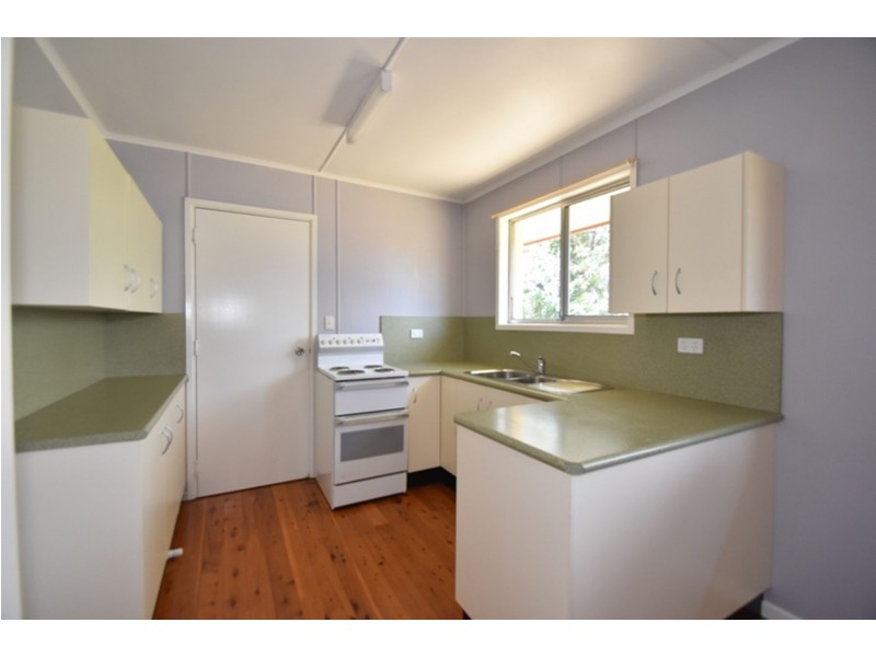 64 Sardon Street, Centenary Heights QLD 4350