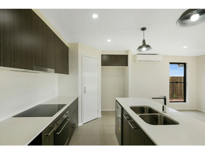 1 Milford Street, Westbrook QLD 4350