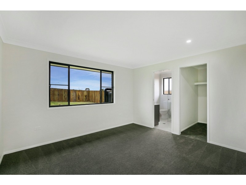 1 Milford Street, Westbrook QLD 4350
