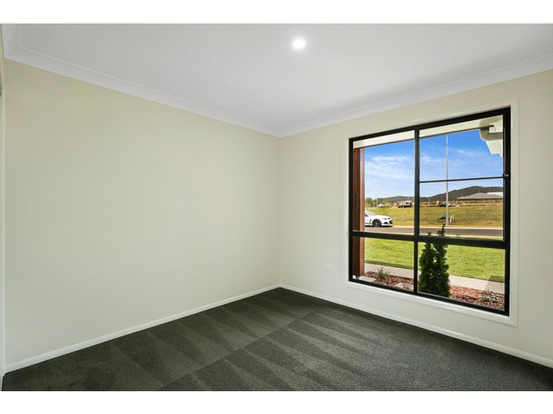 1 Milford Street, Westbrook QLD 4350