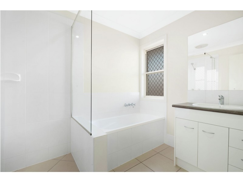 48 Ferguson Road, Westbrook QLD 4350