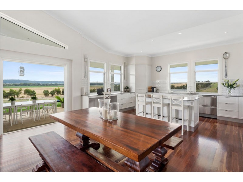 17 Condavale Drive, Rosenthal Heights QLD 4370