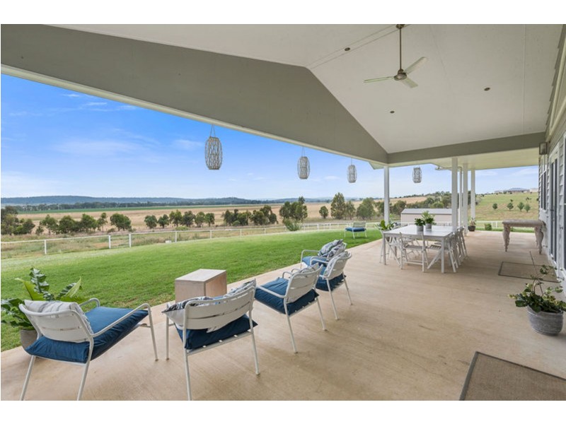 17 Condavale Drive, Rosenthal Heights QLD 4370