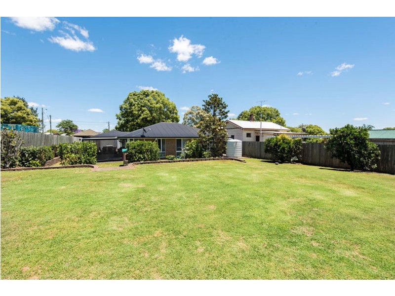 222 Hume Street, South Toowoomba QLD 4350