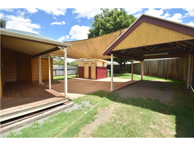 1 Glasgow Street, North Toowoomba QLD 4350