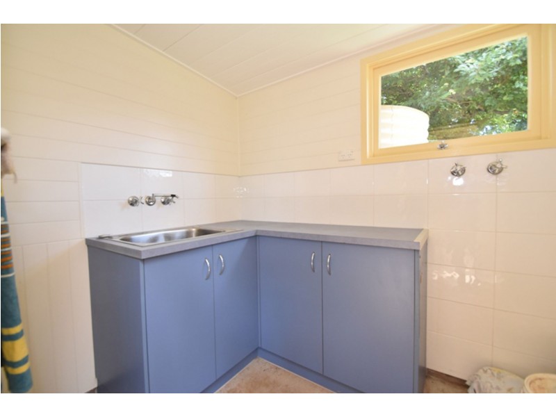 1 Glasgow Street, North Toowoomba QLD 4350