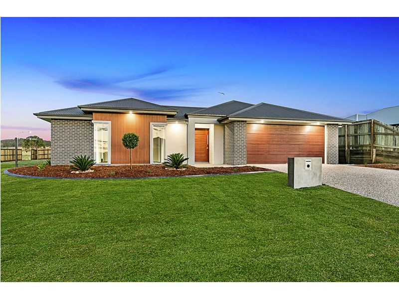 2 Hartland Street, Westbrook QLD 4350