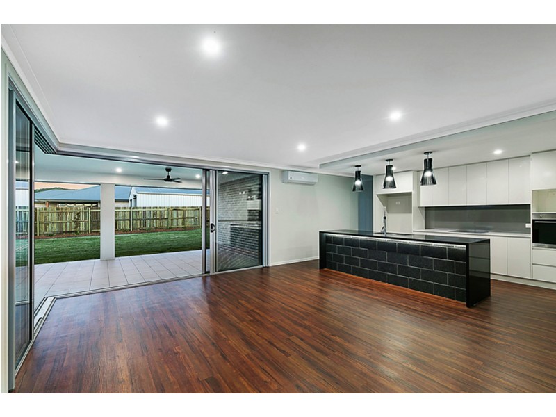 2 Hartland Street, Westbrook QLD 4350