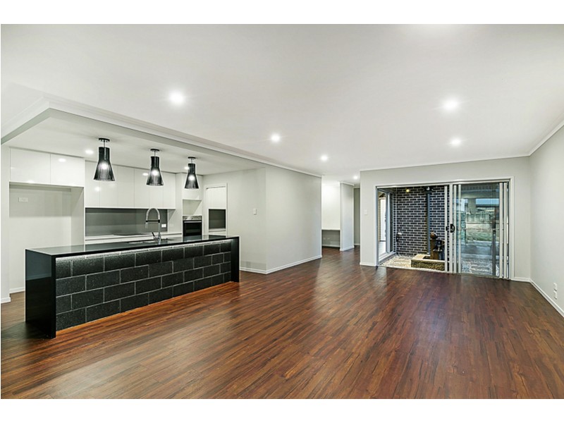 2 Hartland Street, Westbrook QLD 4350