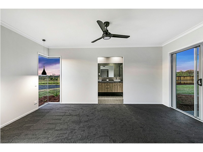 2 Hartland Street, Westbrook QLD 4350