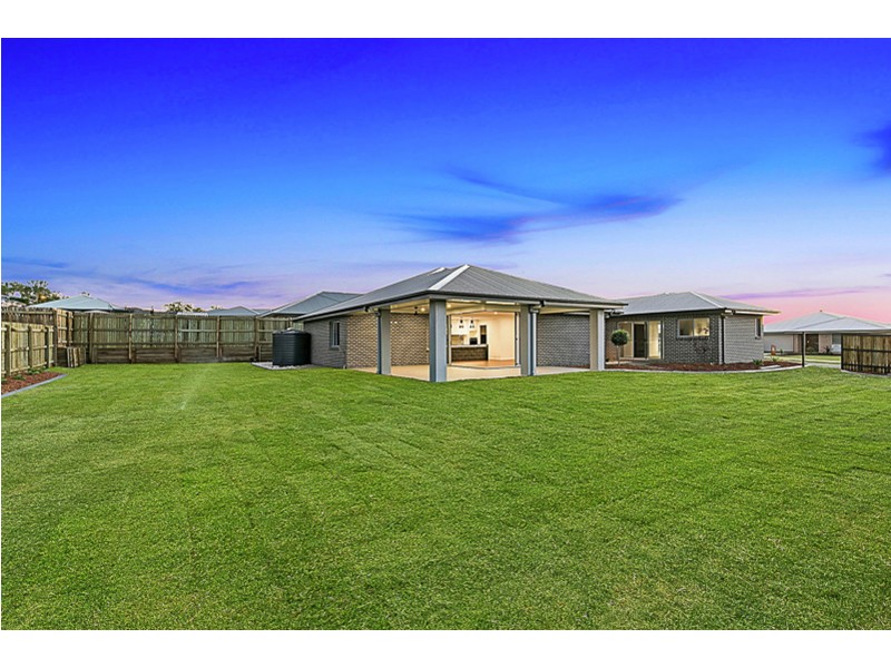 2 Hartland Street, Westbrook QLD 4350