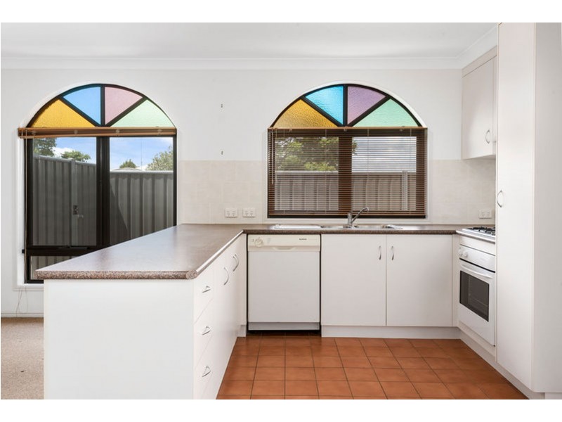 1/261 North Street, Wilsonton Heights QLD 4350