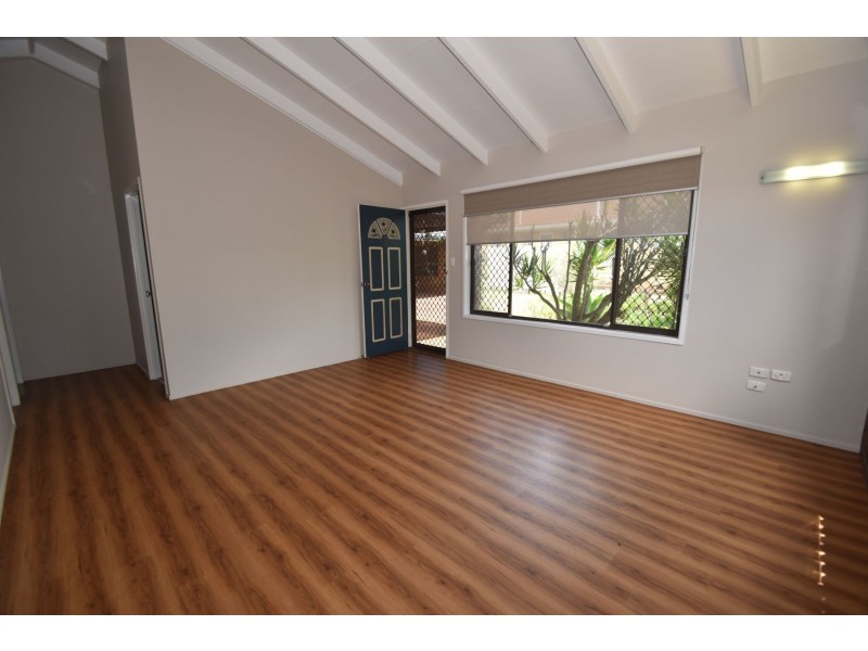 1/183 Ramsay Street, Centenary Heights QLD 4350