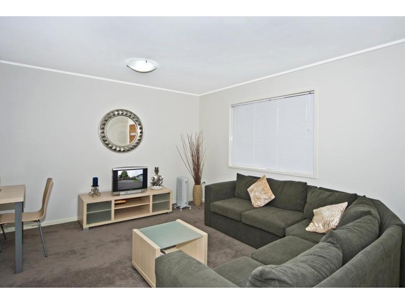 4/267A Geddes Street, Centenary Heights QLD 4350