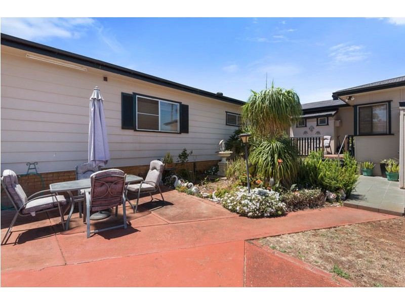67 Cortess Street, Harristown QLD 4350