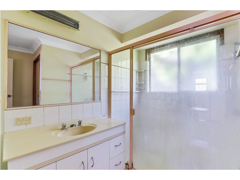 1 Tracey Street, Rangeville QLD 4350