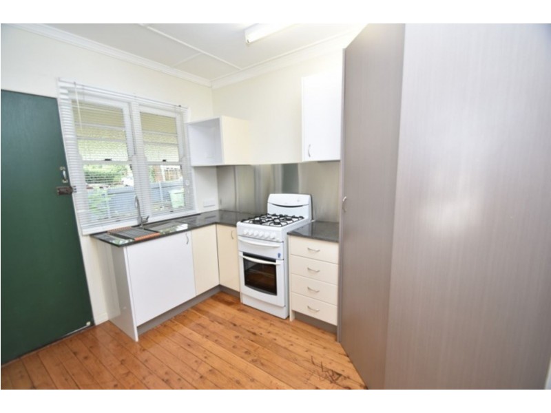 2/16 Boland Street, North Toowoomba QLD 4350