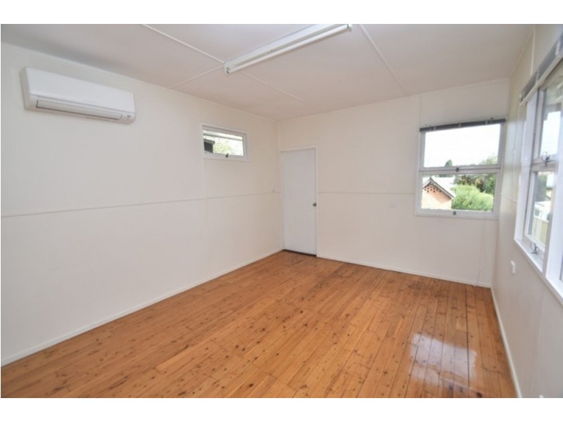 2/16 Boland Street, North Toowoomba QLD 4350