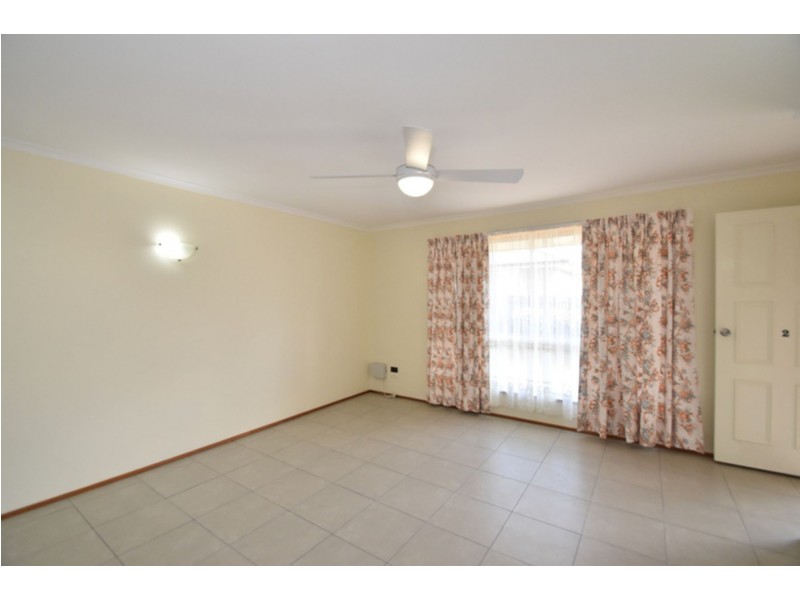 2/756 Ruthven Street, South Toowoomba QLD 4350