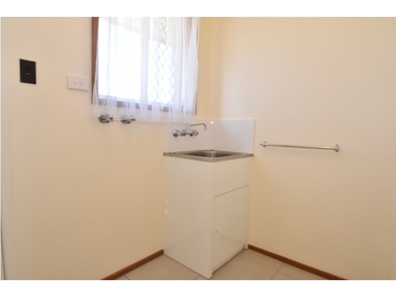 2/756 Ruthven Street, South Toowoomba QLD 4350