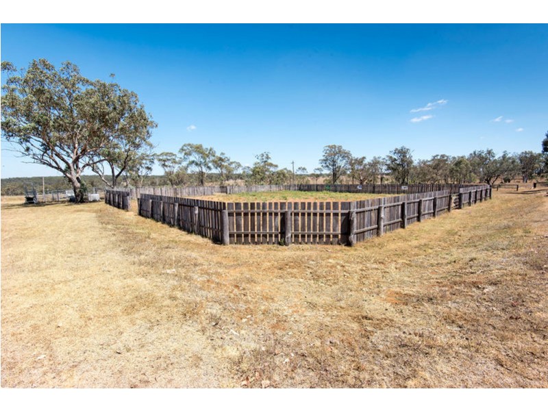 13 Colemans Road, Goombungee QLD 4354