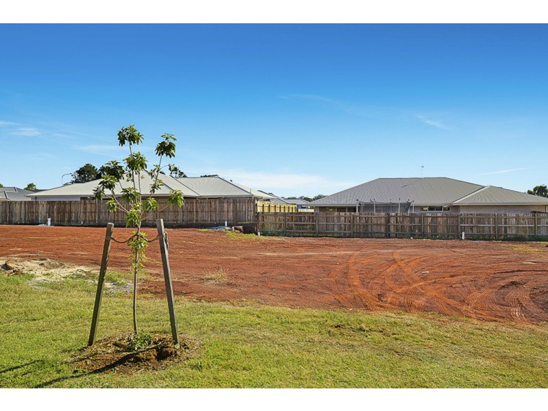 Lot 207 Entabeni Drive, Kearneys Spring QLD 4350