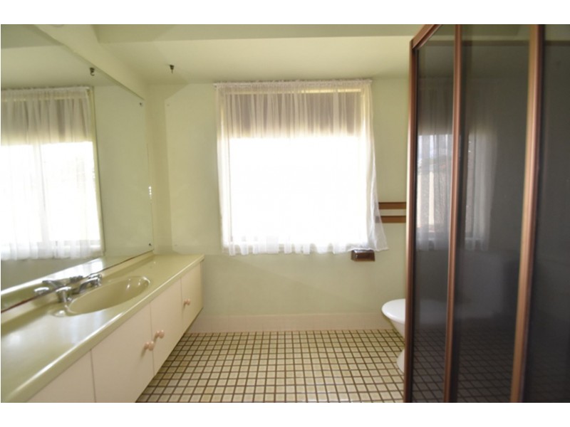 123 Rowbotham Street, Rangeville QLD 4350