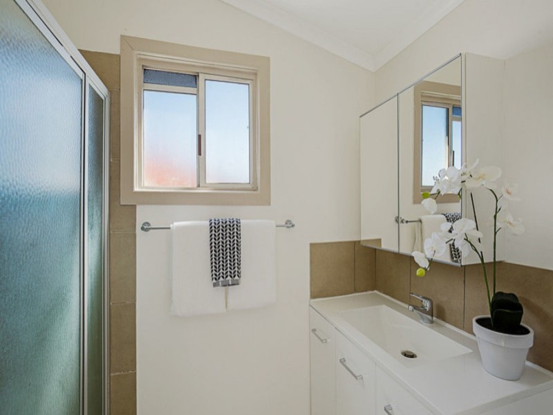 9 Kelfield Street, North Toowoomba QLD 4350