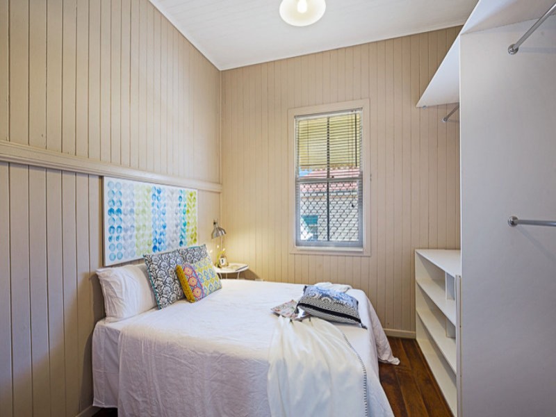 9 Kelfield Street, North Toowoomba QLD 4350