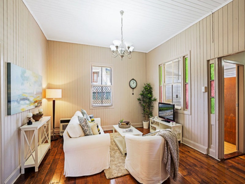 9 Kelfield Street, North Toowoomba QLD 4350