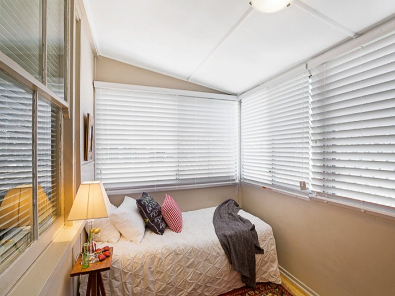 9 Kelfield Street, North Toowoomba QLD 4350