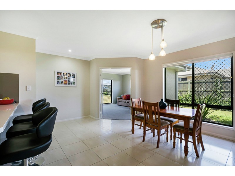 52 Edwin Street, Westbrook QLD 4350