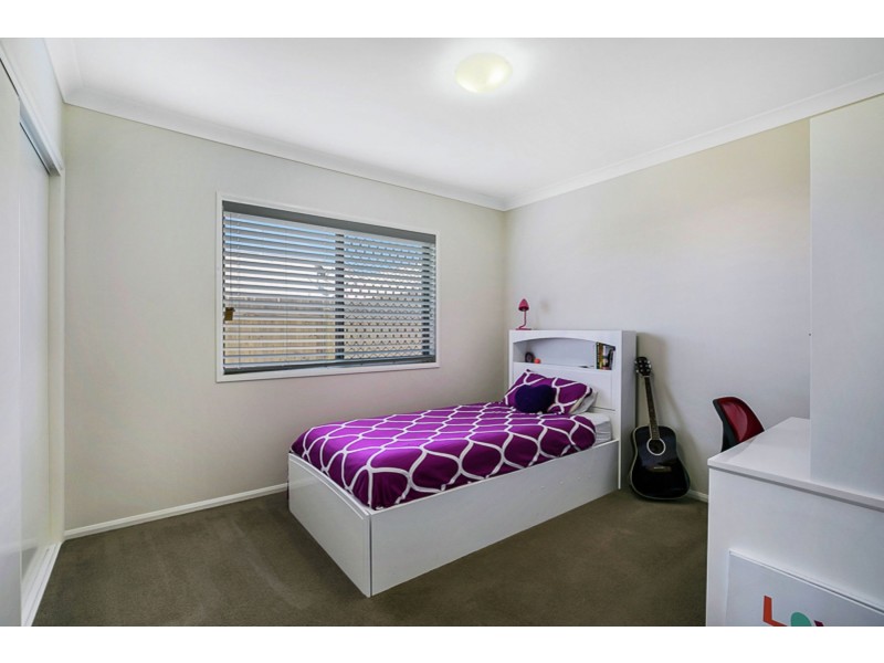 52 Edwin Street, Westbrook QLD 4350