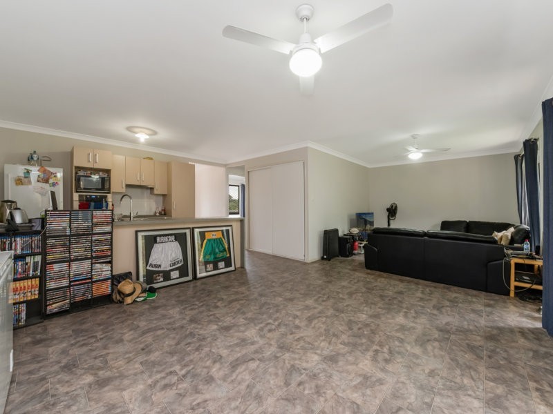 2 Willowburn Drive, Rockville QLD 4350